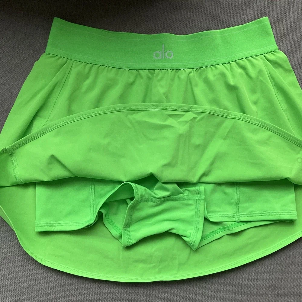 Alo Match Point Tennis Skirt Green Glow S